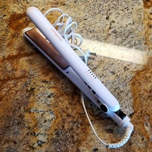Conair Hair Straightener only used twice